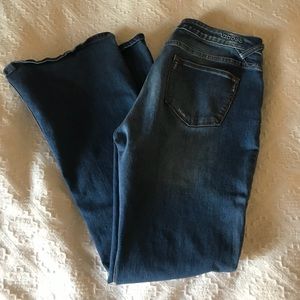 Vigoss jagger flare distressed 31w x 32l